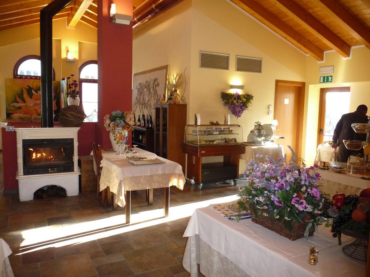 Hotel Gelindo Dei Magredi Vivaro Esterno foto